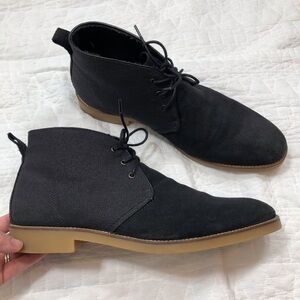 🔥 Banana Republic black suede lace up chukka boots s10